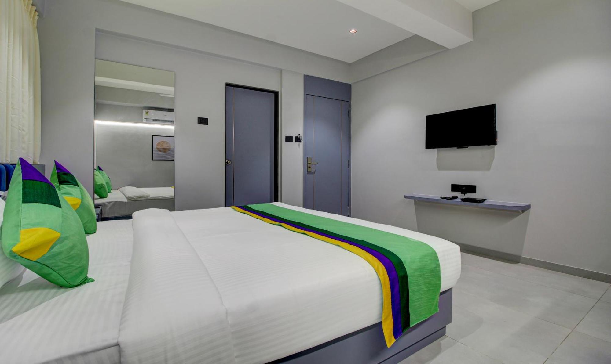 Comfort Inn Baner- Indian Nationals Only Πούνε Εξωτερικό φωτογραφία